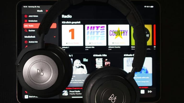 The Dominance of Streaming Services: Are Independent Artists Getting a Fair Shake in 2025?