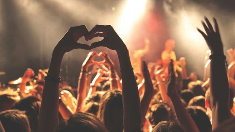 Why Live Music Still Matters in the Age of Streaming