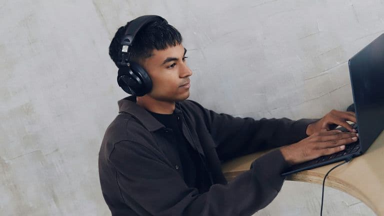 The Impact of AI on Music Creation: Embracing Technology or Sacrificing Soul?