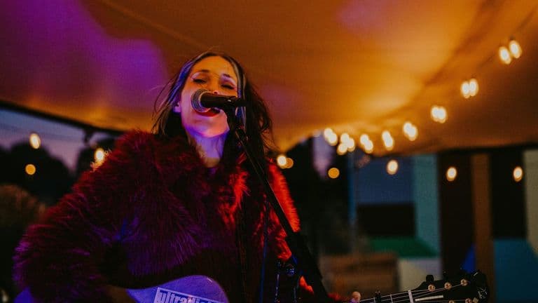 Girl in Red Kicks Off ‘Doing It Again’ Tour with Electrifying Boston Performance