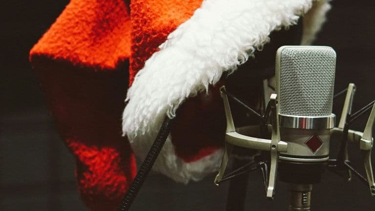 SZA’s SOS Delivers Soulful and Vulnerable Hits for the Holidays