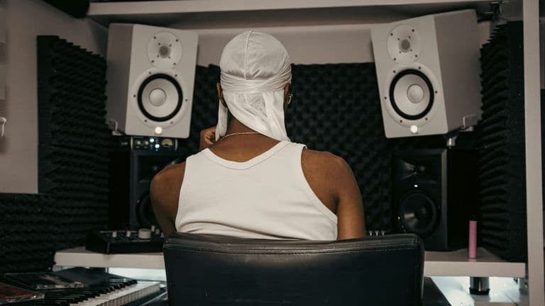 The Impact of AI on Music Production: Enhancer or Threat to Creativity?
